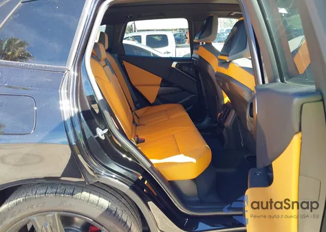 2025 BMW X3 30 xDrive z USA, uszkodzony, nr VIN 5UX53GP00S9081073